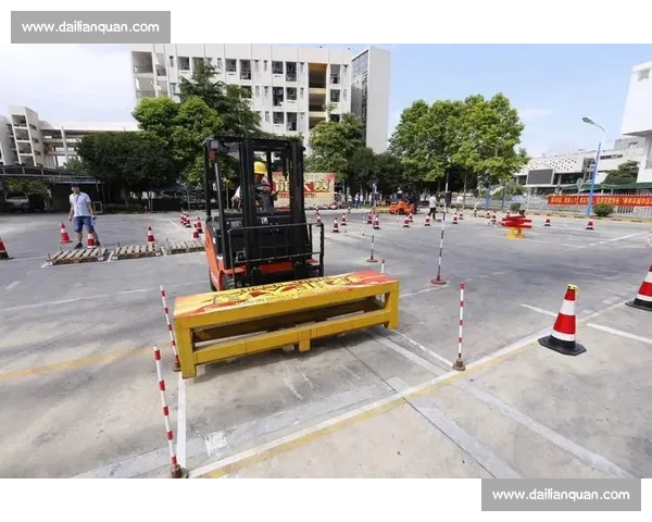 全国架子工技能比拼赛精彩瞬现行业工匠风采与安全操作精湛技艺